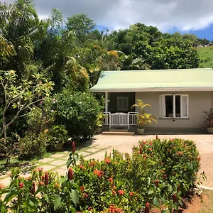 Sunbird Bungalow Anse Boileau